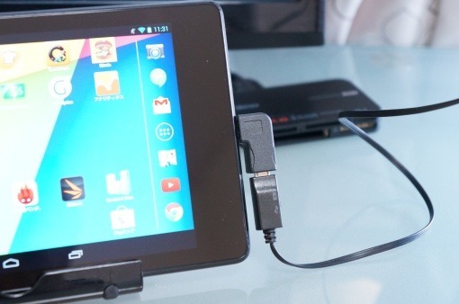 microUSB_L_plugReview_4_sh