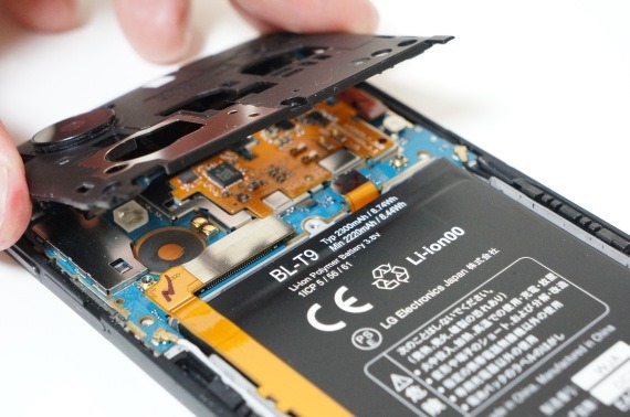 Nexus5_ReplaceBattery_14_sh