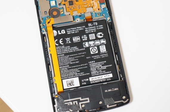 Nexus5_ReplaceBattery_24_sh