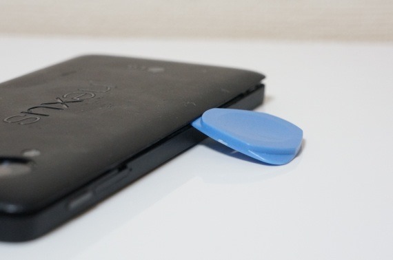 Nexus5_ReplaceBattery_2_sh