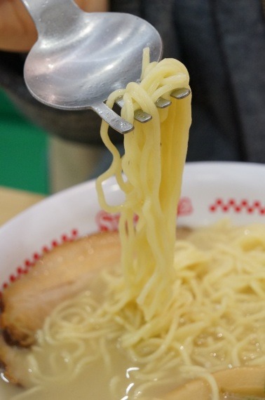 SugakiyaPremiumRamen201502_11_sh