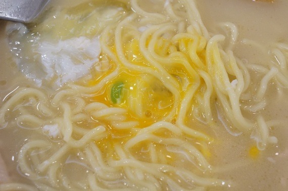 SugakiyaPremiumRamen201502_13_sh