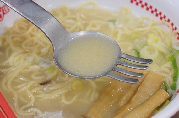 SugakiyaPremiumRamen201502_14_sh