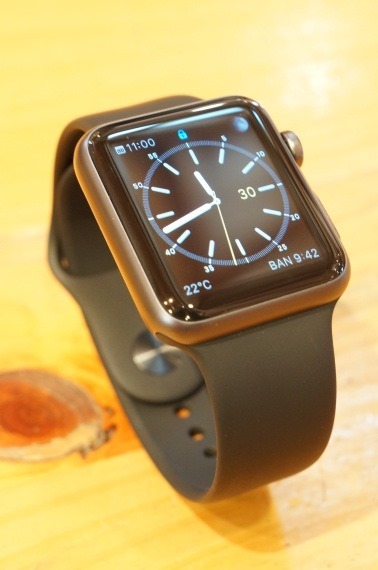 AppleWatchJustDelivered_9_sh