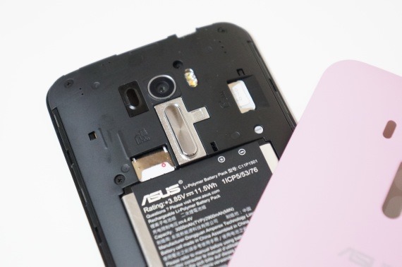 Zenfone_selfie_dual_sim_15_sh