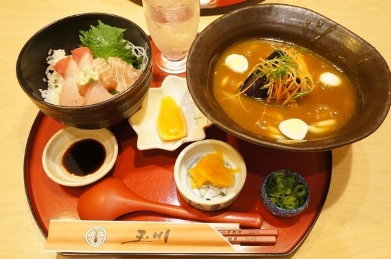 toyohashi_curry_udon_5_sh