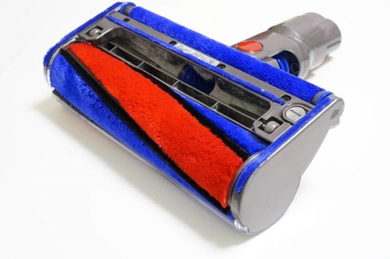 washing_dyson_v8_soft_cleaner_head_27_sh