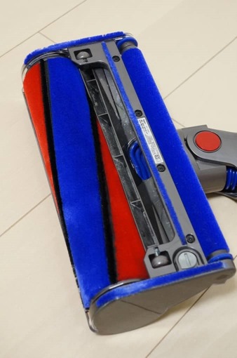 washing_dyson_v8_soft_cleaner_head_4_sh