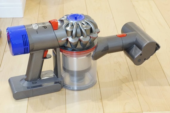 dyson_v8_fluffy_10_sh