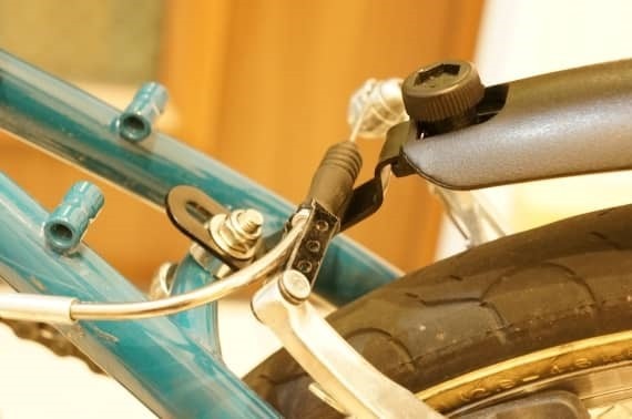retractable_mad_guard_for_folding_bike_14_sh