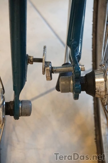 repair_dahon_boardwalk_d7_magnet_parts_1_sh